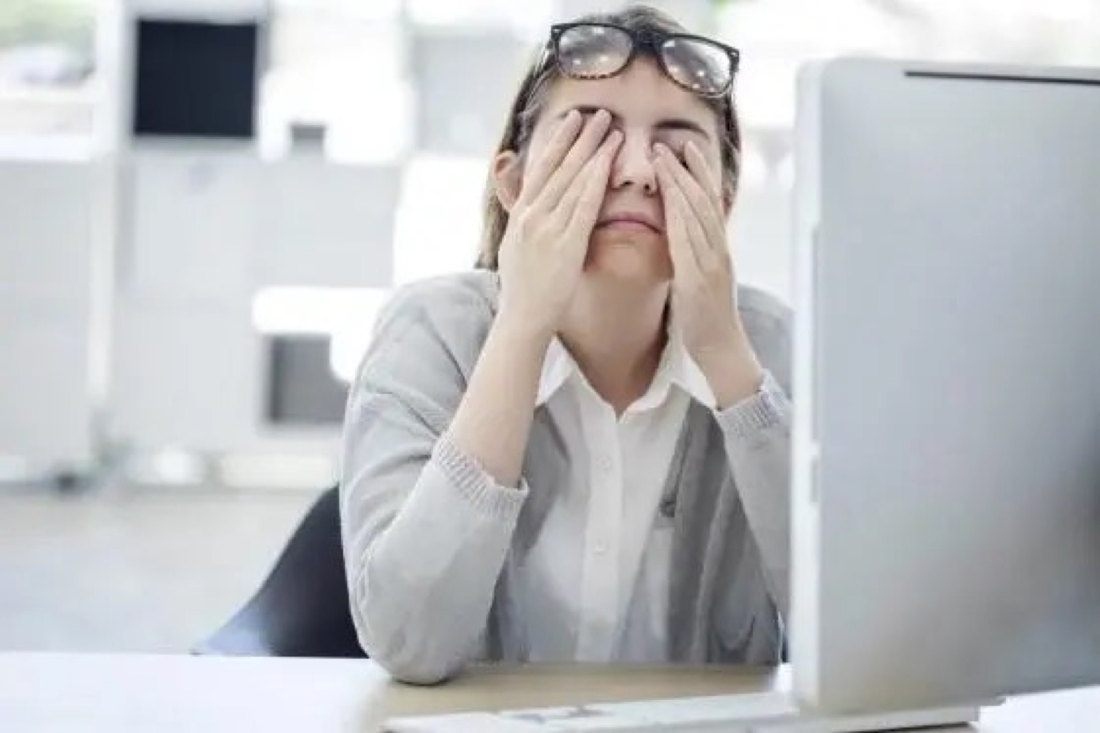 开工1周，你的眼睛出现“节后综合症”了吗？速来自救！配图